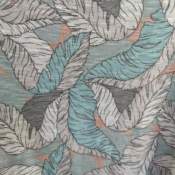 Leaf Pattern Sleeveless Dress - Picture 6 of 6